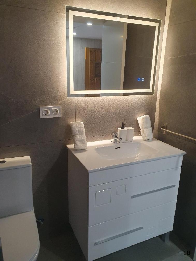 Apartamentos Suenos De טולדו מראה חיצוני תמונה