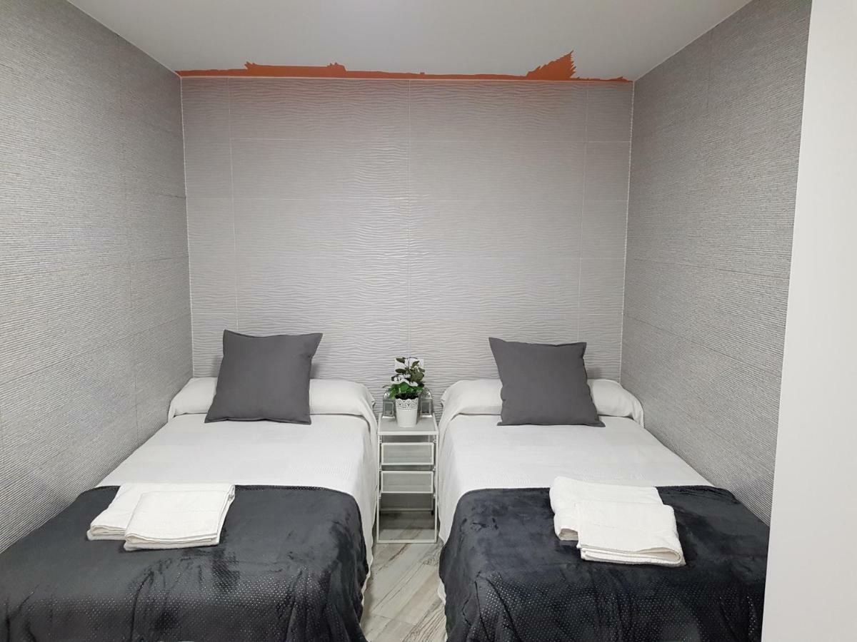 Apartamentos Suenos De טולדו מראה חיצוני תמונה