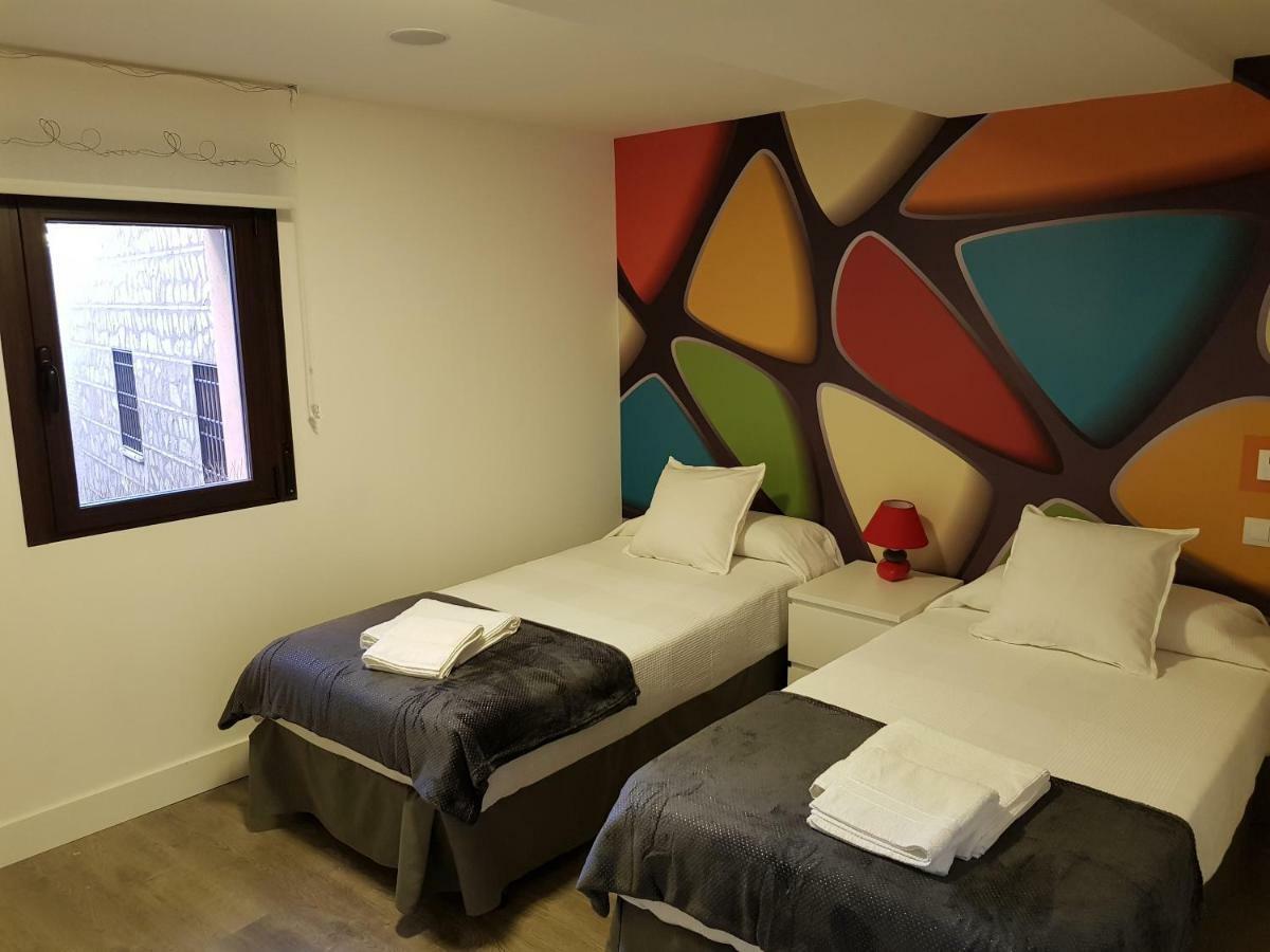 Apartamentos Suenos De טולדו מראה חיצוני תמונה